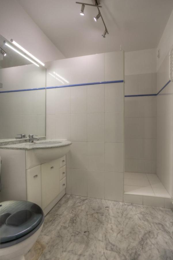 Les Lauriers Private Apartment Antibes Kültér fotó